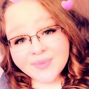 Meet your Posher, Abbey